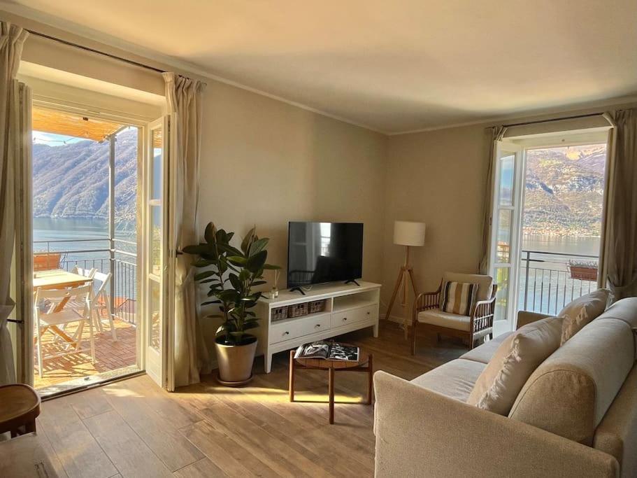 Il Noce Lake View Apartment 勒泽诺 外观 照片